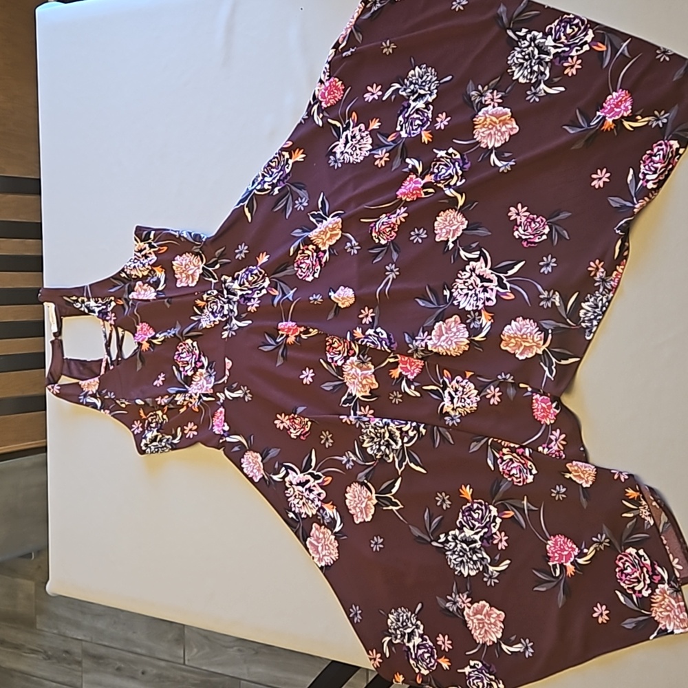 Candies brand size large flowy women's dress with flower design - Picture 3 of 5